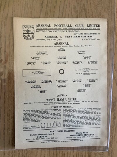 52/53 Arsenal Reserve Home Football Programmes: Single sheets for Combination Cup semi final v West Ham and final v Southampton. The rest are standard format Combination and Combination Cup matches. Very good. (25)