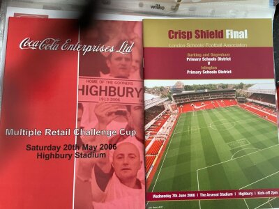 Arsenal Last Season 2005 - 2006 Complete Home Football Programmes + Tickets: Last season at Highbury complete of all programmes and tickets. C/W additional last match hardback programme v Wigan, Charity ball grand auction and a few programmes of matches played after Wigan match. (2 folders)