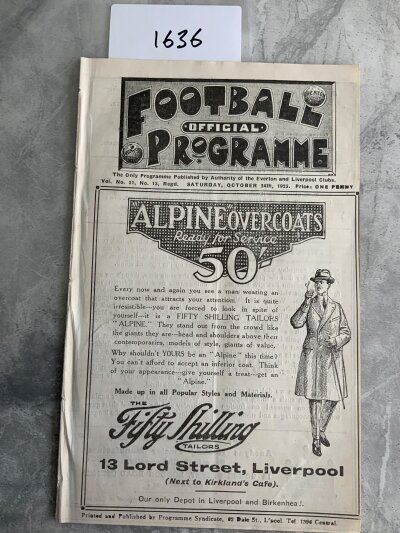 1925 - 1926 Everton v Leeds United Football Programme: Excellent condition league programme with no team changes. Ex bound with covers intact.