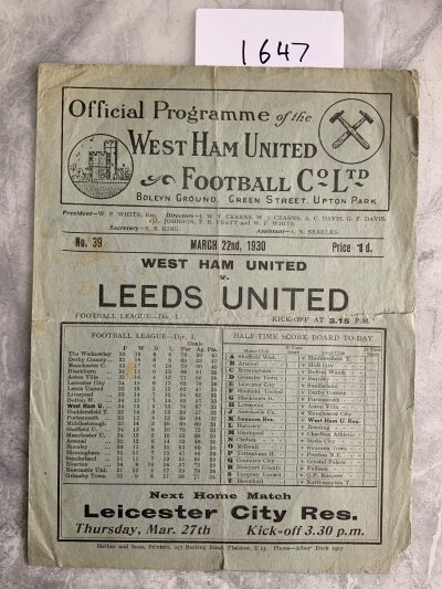 1929 - 1930 West Ham v Leeds United Football Programme: Fair/good condition league programme with no team changes. Few tears to border and tiny piece missing from bottom corner border.