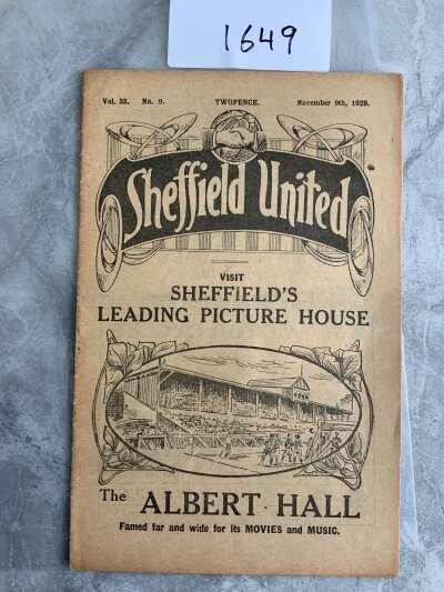1929 - 1930 Sheffield United v Leeds United Football Programme: Excellent condition league programme with no team changes.