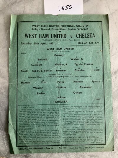 39/40 West Ham v Chelsea Football Programme: Good condition war cup programme with no team changes from the season West Ham won the cup. Folding.