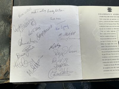 Enfield Football Memorabilia Folder: Menus include 1993 fully signed centenary and others from 1989 1971. Tickets v 77/78 Northampton, 75/76 Teramo, 1969 England Amateurs v France players contract from 2000, signed programmes and more. Instructions to sell.
