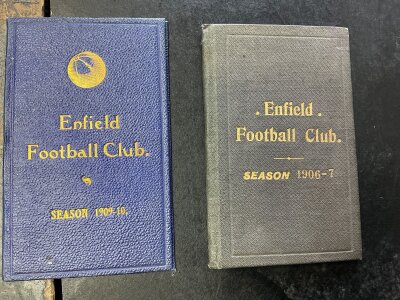 Enfield Football Membership Passes: Passes for 1906 - 1907 1909 - 1910 plus a run of booklets from 36/37 to 39/40 inclusive. C/W a players membership and players pass from 50/51.