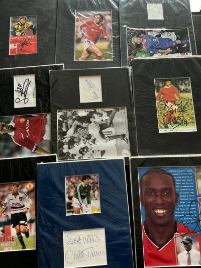 Manchester United Football Memorabilia Boxes: Includes booklets, magazines, newspapers, publications records, signed items, books and more. 2 boxes with instructions to sell.
