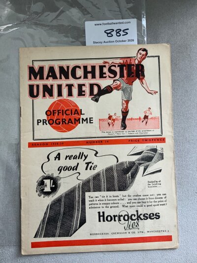 1938 - 1939 Manchester United v Stoke City Football Programme: Very good condition division one programme with no team changes. Light fold.