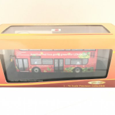 A Boxed Creative Master ADL Enviro 400 Hybrid Metroline Bus #UKBUS 6020.