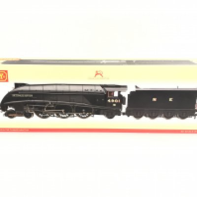 A Boxed Hornby NE 4-6-2 Class A4 Sir Charles Newton #R2338. DCC Ready.