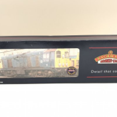 A Boxed Bachmann Class 20 Diesel 20063 BR Blue With Indicator Discs #32-025.