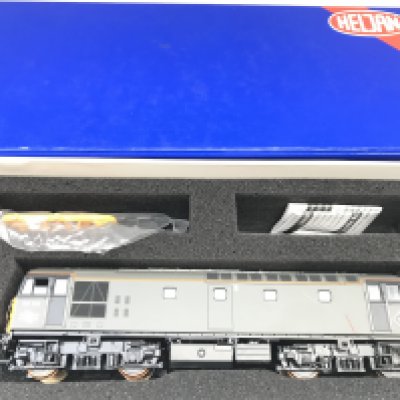 A Boxed Heljan 00 Gauge Class 33/1 Diesel Loco Engineers Grey 33101