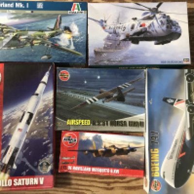 6 X z Model Kits By Airfix. Italri and Hasegawa. No Reserve.