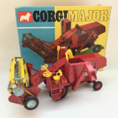 A Boxed Corgi Massey-Ferguson 780 Combine Harvester #1111. No Reserve.