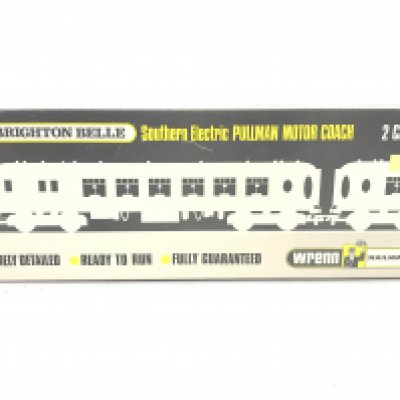 A Boxed Wrenn 00 Gauge Southern Electric Motor Coach 2 Car Set.