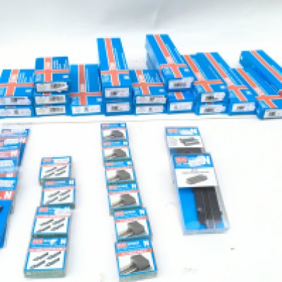 A collection in excess of 30 boxed N gauge rail track by PECO all new and unopened no reserve