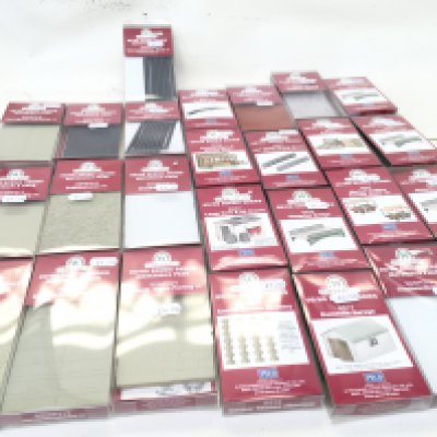 A collection in excess of 25 new and unopened model railway accessories by PECO in the scenic series 00 gauge. No reserve