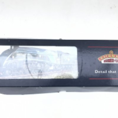 A Boxed Bachmann 00 Gauge A4 4482 Golden Eagle LNER Doncaster Green S/C #31-956.