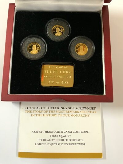 Cased set issued by The London Mint Office, 3 x 22ct gold proof coins. The year of Three Kings.