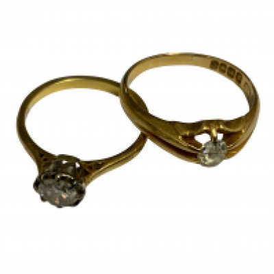 2 18ct gold solitaire diamond rings 