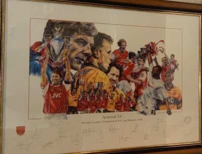 Arsenal 1998 Double Winners Signed Framed Football Print: Autographed by Anelka Bould Petit Dixon Seaman Grimandi Vierra Hughes Winterburn Keown Wright Menninger Overmars and Parlour. Football Heritage print Ltd edition number 40/300 framed and glazed measuring 62 x 81cm.