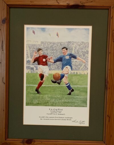 Arsenal v Cardiff 1927 FA Cup Final Print: 2002 reproduction of the 1927 match which saw a Welsh club win  the cup for the only time. Only 369 produced. Frame measures 47 x 37cm.