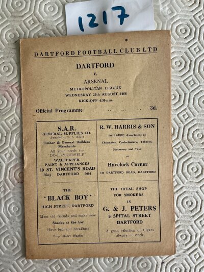 58/59 Dartford v Arsenal Football Programme: Metropolitan League match dated 27 8 1958 in excellent condition with team changes.
