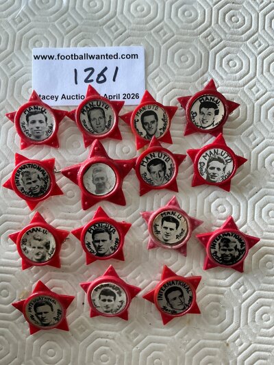 Manchester United Football Star Badges: Original old badges which feature a photo of a player stuck into a red star shaped pin badge from the late 50s and early 60s. Includes Law Charlton Bent Cantwell Gregg Setters Stiles and Taylor with some duplication. (15)