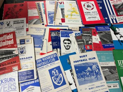 1967 FA Cup Football Programmes: Interesting collection to include all rounds plus second replays at neutral grounds and matches up to the semi final. Very good. (124)