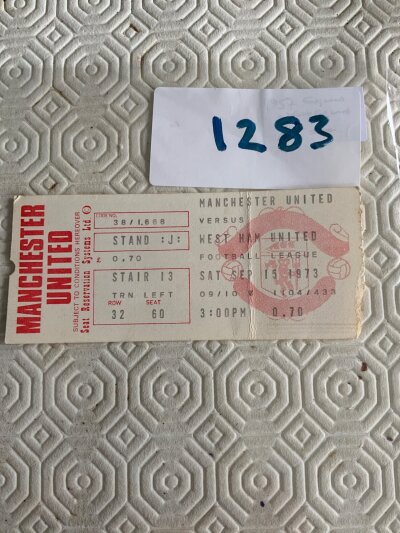 68/69 Manchester United v West Ham Football Ticket: Good condition League match ticket with slight creasing dated 15 9 1974.