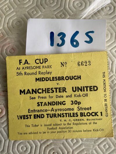 71/72 Middlesbrough v Manchester United Football Ticket: Good condition ticket for the 5th round replay match. Light creasing.