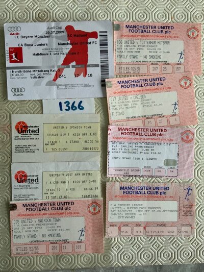 Manchester United Football Tickets: Away ticket in 2009 for the Audi Cup competition v Boca Juniors. Home tickets v 82/83 West Ham FA Cup similar era Ipswich plus 5 from the early to mid 90s including 93/94 league winning season. (8)