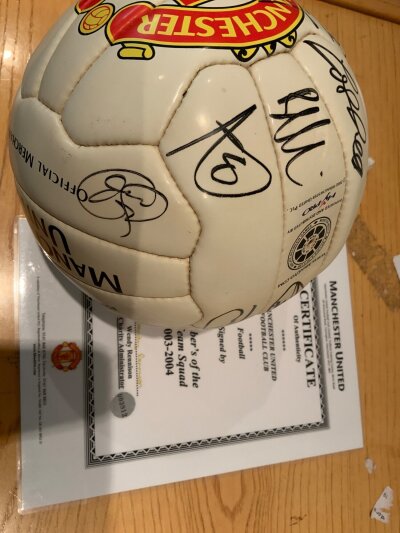 Manchester United Football Memorabilia: Quantity of items to include mugs records signed programmes magazines photos  mini footballs duvet covers scarves and more. Spotted a signed ball which is signed by the 2003-2004 squad with a COA from Manchester United. Worth a look.