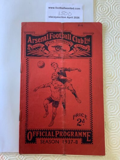 37/38 Arsenal (Champions) v Huddersfield Football Programme: League match in fair/good condition with no team changes. Fold and A4 written to cover.