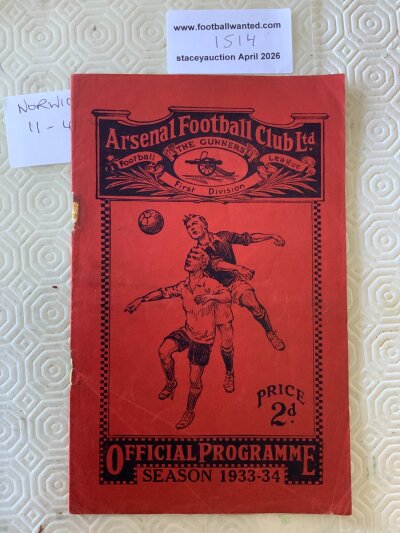 33/34 Norwich v Torquay At Arsenal Football Programme: Football League Cup southern section semi final in fair/good condition with no team changes. Rusty staples have rotted away leaving holes.