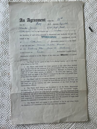 53/54 Tommy Harmer Tottenham Football Contract: Official contract signed by Tommy paying him a whopping £14 during the season and £10 during the summer.