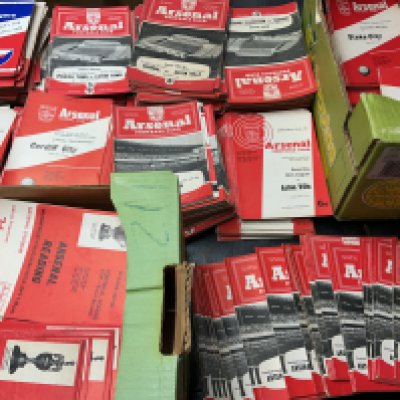 Arsenal Home Football Programmes: 3 boxes from 59/60 to 68/69 in excellent condition with heavy duplication. (est 1400+)