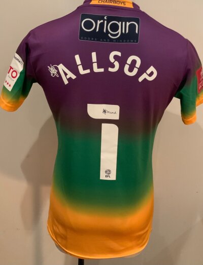 Wycombe Wanderers 2020 - 2021 Match Worn Football Shirt: Purple and green short sleeve goalkeepers shirt. Number 1 Allsop to rear. Match worn v Tottenham in the FA Cup.