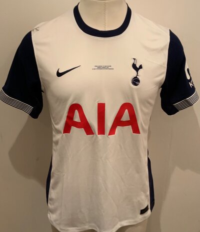 Tottenham 2024 - 2025 Match Worn Football Shirt: White short sleeve shirt. Number 7 Lennon to rear. Match worn in the Legends match v AC Milan on 23 March 2025.