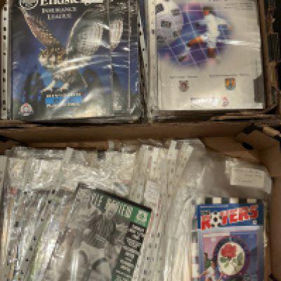 Play Off Final + Semi Final Football Programmes: Excellent condition from 1987 onwards and a chance to start a good collection with instructions to sell. (est 100)