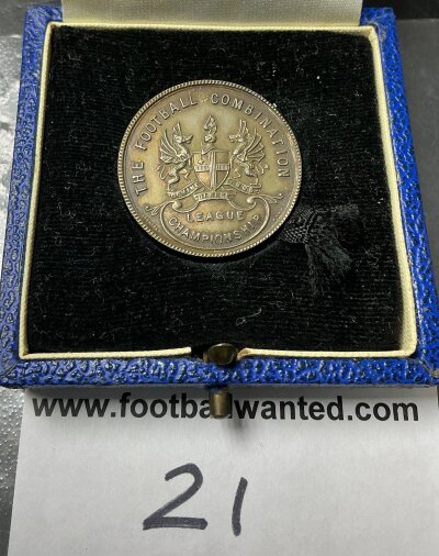 59/60 Watford Football Combination Winners Medal: Division Two winners Medal in original box. The front stating The Football Combination League Championship and the reverse Winners Division 2 1959-60. Silver hallmark.