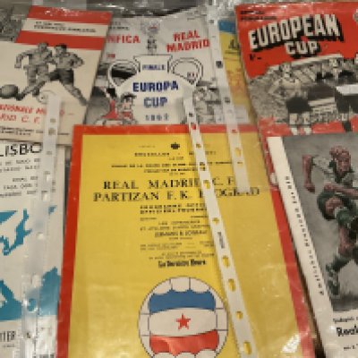 European Cup Final Football Programmes: Incomplete run from 1959 onwards. Includes some valuable programmes from 1964 Inter Milan v Real Madrid, 1967 Inter Milan v Celtic, 1996 Ajax v Juventus (Telesport), 1980 Hamburg v Notts Forest, 1981 Real Madrid v Liverpool, 1995 Ajax v AC Milan and much more. Must view. (55)