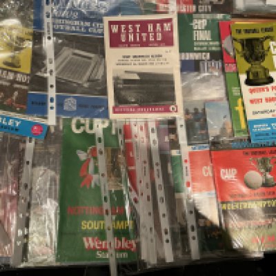 League Cup Final Football Programmes: Includes 63 Birmingham v Aston Villa, 66 West Ham v West Brom. From the first match at Wembley in 1967 it looks like a near compete run to the millennium except for 1993 then plenty after that. Instructions to sell. (50+)