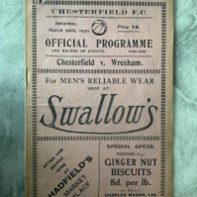 1929 - 1930 Chesterfield v Wrexham Football Programme: Fair condition with some splitting to spine and a pin hole. No team changes. 