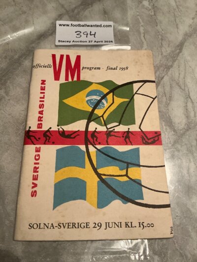 1958 World Cup Final Football Programme: Brazil v Sweden in excellent condition with no team changes.