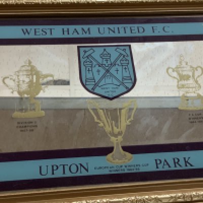 West Ham 1970s Football Mirror: Measuring approximately 22x14 inches. Mirror details the FA Cup wins of 1975 and 1964. ECWC 1965 and Division 2 champions 1958.