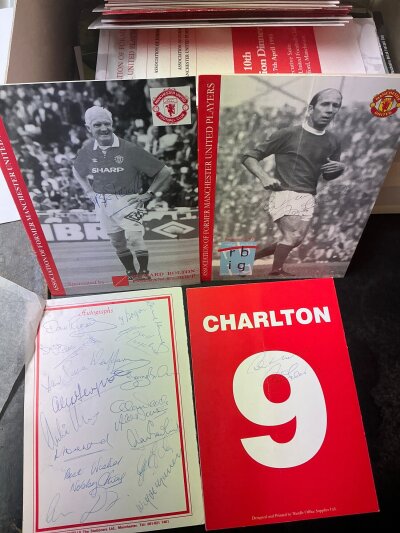 Manchester United Reunion Signed Menus + Tickets: 54 menus with 62 tickets relating often to Manchester United former player association events. Autograph page signed by 16 including Stiles McGuinness Crerand Sadler, many individual signatures including 2 x Charlton, golf day menus signed by Law Crerand and Sadler. Duplication.
