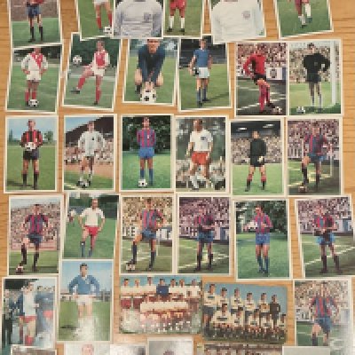 Football Card + Memorabilia Collection: Complete set of 50 The Sun Gallery Of Football Stars and many of the smaller 3D cards (150+). 30 Sammelbild German football cards from the late 60s which have been previously stuck down. C/W 1972 Harlem Globetrotters programme and ticket, 15 athletics press photos including Geoff Capes and more. Instructions to sell.