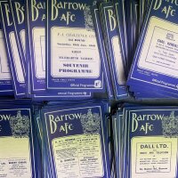 Barrow Home Football Programmes: 92 from the mid to late 50s with a further 200 spanning the 60s decade. Excellent condition with heavy duplication. Spotted at least one 1961 Lancashire cup v Southport, 1963 Lancashire cup v Preston, 1959 v Wolves FA Cup, 62/63 Workington League Cup. (est 300)