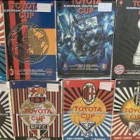 Toyota Cup Final Football Programmes: Some expensive hard to obtain programmes with the odd team sheet. Includes tournaments from 92 94 95 96 98 99 2002 - 2009 inclusive. Excellent. (19)