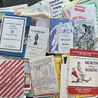 Non League Finals + Semi Final Football Programmes: 1970s onwards with some obscure competitions including Pyke Cup final, Huntingdon Senior Cup, Exmouth Cup Final and many more. (120)
