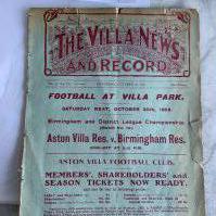 1909 - 1910 Aston Villa v Bradford City Football Programme: Fair condition ex bound division 1 programme with no team changes. Covers intact bur some tears to edges.
